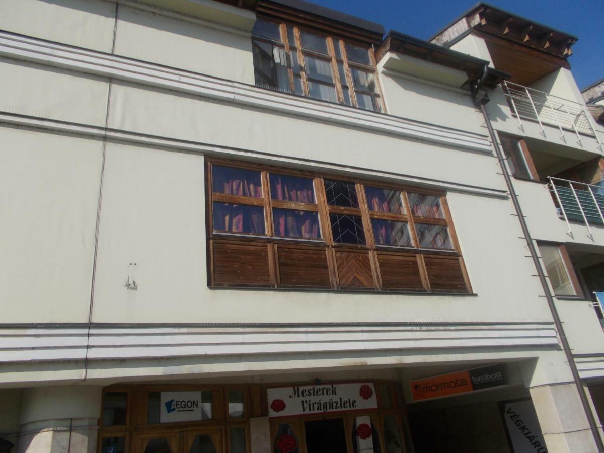 Retron Szinva-Lux Hotell Miskolc Eksteriør bilde