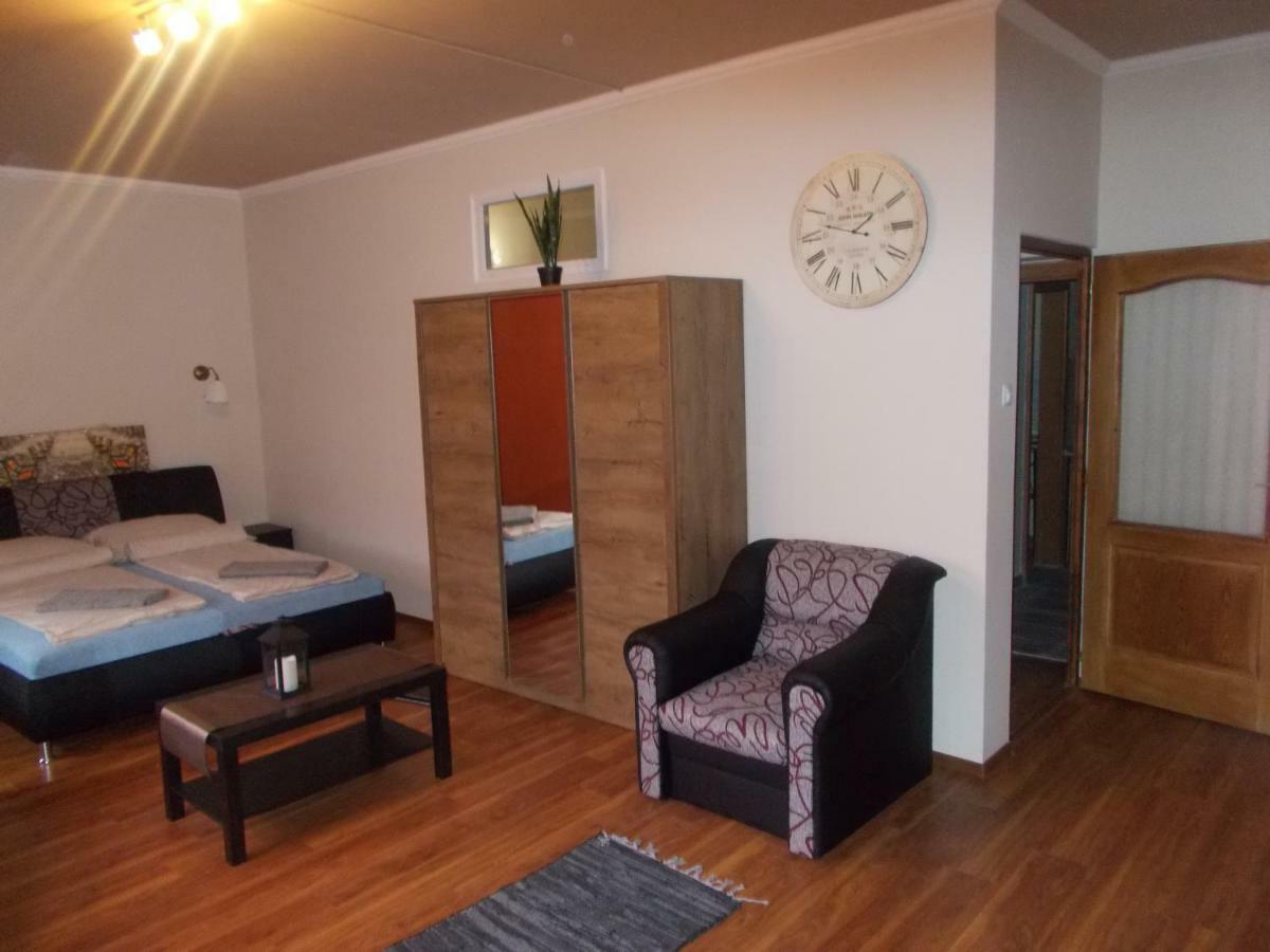 Retron Szinva-Lux Hotell Miskolc Eksteriør bilde
